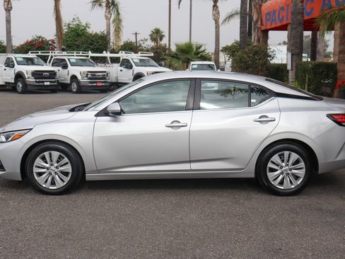 Used 2023 Nissan Sentra S image 5