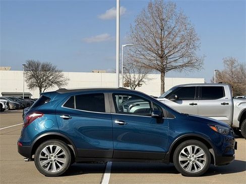Used 2019 Buick Encore Preferred image 3
