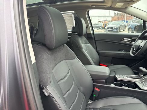 New 2026 Kia Sportage SX image 16