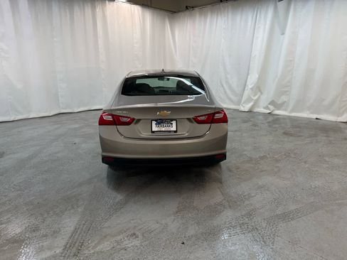 Certified 2023 Chevrolet Malibu LT image 4