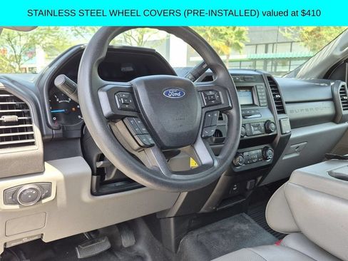 Used 2020 Ford F550 2WD Regular Cab Super Duty image 12