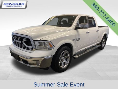 Used 2017 RAM 1500 Laramie w/ Convenience Group AWD/4WD image 4