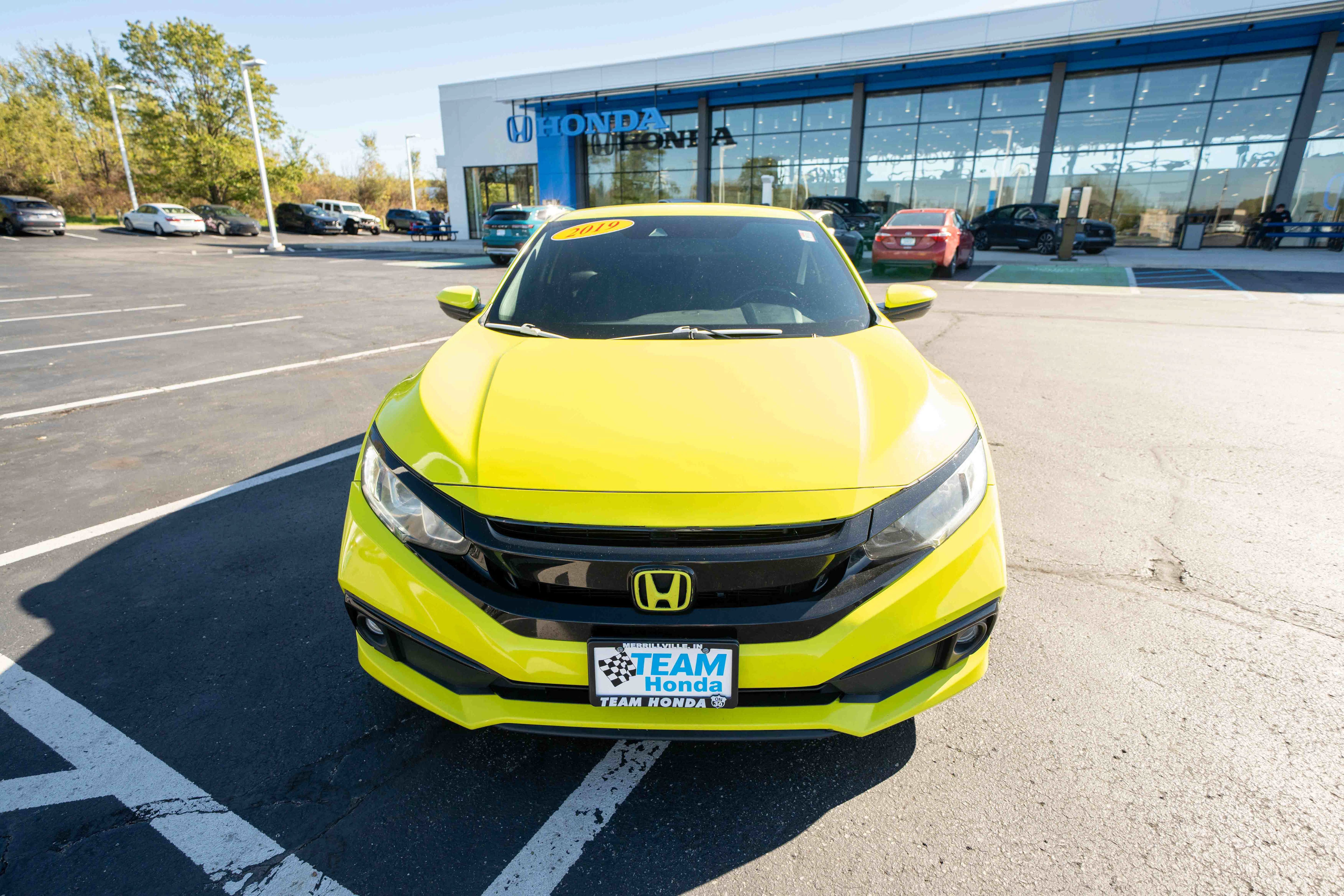 Used 2019 Honda Civic Sport image 2