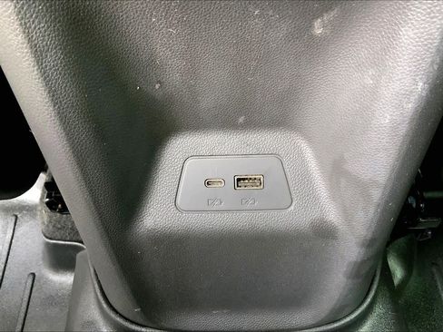 Used 2024 Buick Envision Preferred image 34