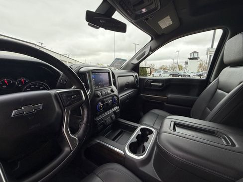 Used 2021 Chevrolet Silverado 1500 LT Trail Boss w/ Convenience Package II image 15