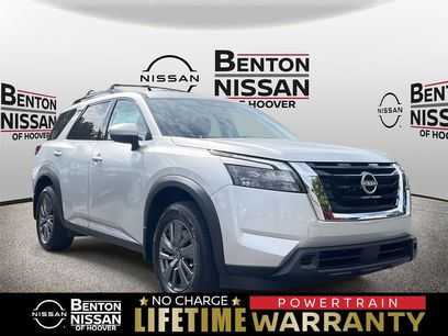 New 2025 Nissan Pathfinder SV