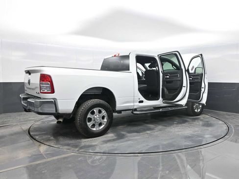Used 2024 RAM 2500 Big Horn image 30