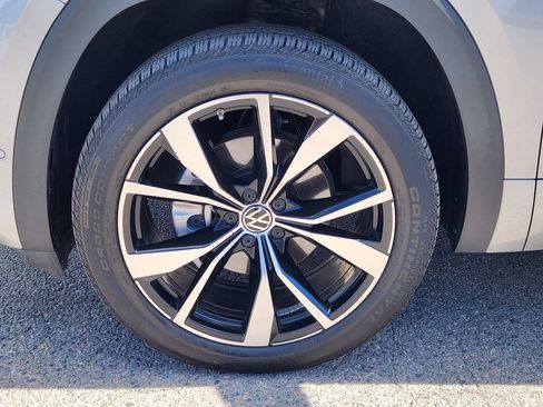Used 2025 Volkswagen Atlas SEL Premium R-Line AWD/4WD image 10