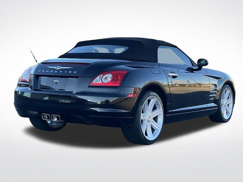 Used 2005 Chrysler Crossfire Limited image 26