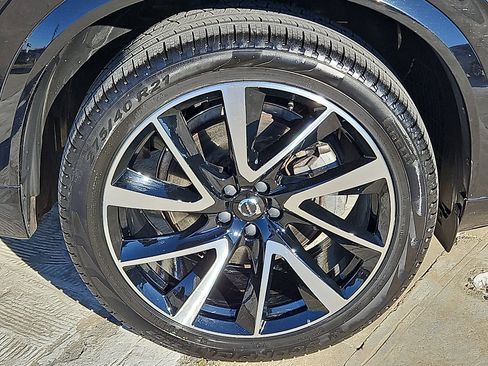 Certified 2023 Volvo XC90 B6 Plus w/ Protection Package Premier image 8