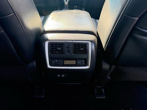 Used 2020 INFINITI QX60 Luxe w/ Essential Package FWD image 24