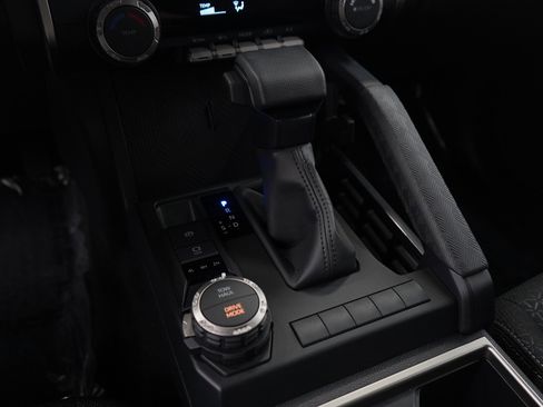 Used 2025 Toyota 4Runner SR5 image 22