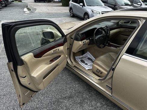 Used 2007 Lexus LS 460 image 11