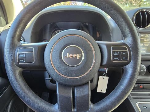 Used 2014 Jeep Compass Sport w/ Power Value Group FWD image 14