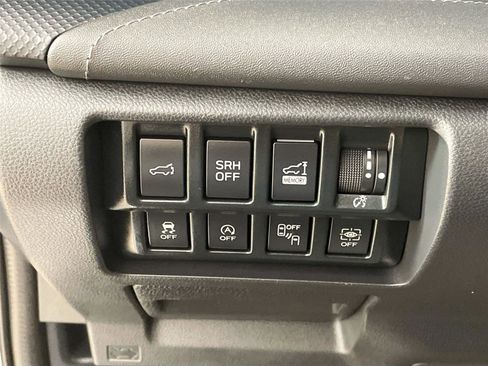 Used 2023 Subaru Forester Touring image 10