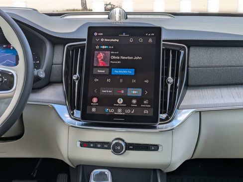 New 2026 Volvo XC90 T8 Ultra w/ Protection Package Premier AWD/4WD image 26