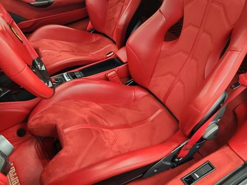 Used 2017 Ferrari 488 Spider RWD image 38