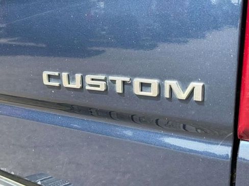 Used 2020 Chevrolet Silverado 1500 Custom w/ Custom Value Package AWD/4WD image 7