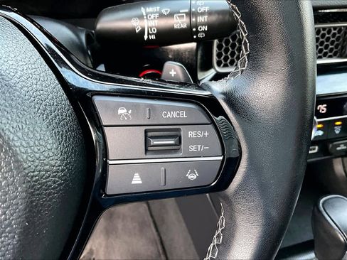 Used 2023 Honda Civic Sport image 23