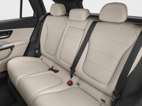 New 2026 Mercedes-Benz GLC 300 4MATIC image 9