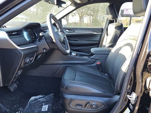 New 2026 Jeep Grand Cherokee L Limited image 3