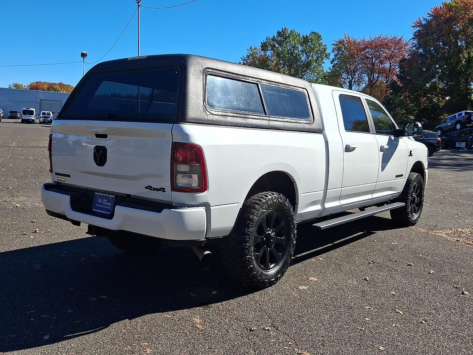 Used 2022 RAM 3500 Big Horn w/ Night Edition AWD/4WD image 7