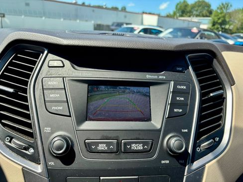 Used 2015 Hyundai Santa Fe GLS AWD/4WD image 26