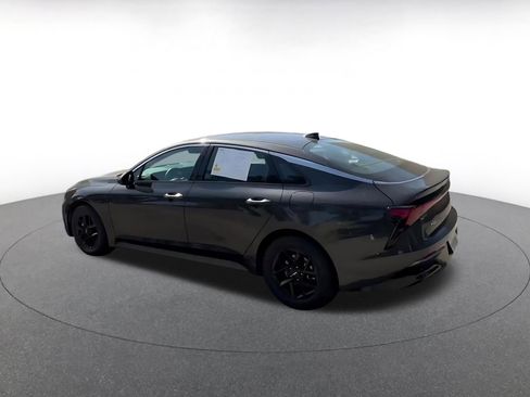 Used 2025 Kia K5 LXS FWD image 9