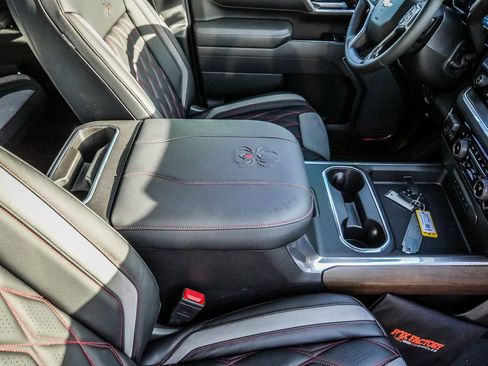 New 2026 Chevrolet Silverado 3500 High Country w/ High Country Premium Package AWD/4WD image 21