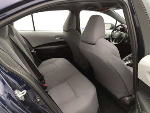 Used 2022 Toyota Corolla SE w/ Carpet Mat Package (TMS) image 19