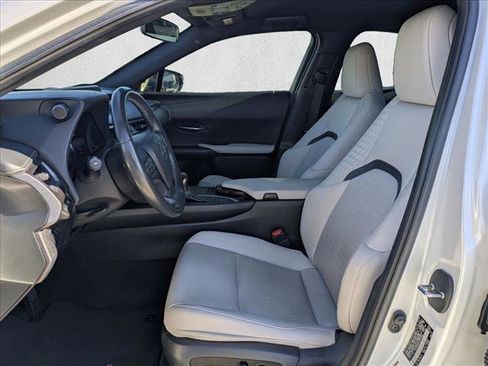 Used 2020 Lexus UX 250h w/ Accessory Package image 15