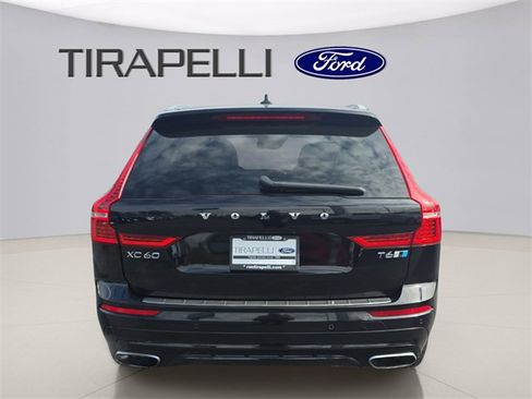 Used 2018 Volvo XC60 T6 R-Design w/ Convenience Package image 8