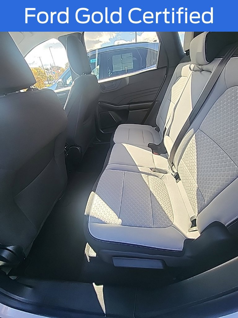 Certified 2025 Ford Escape Active w/ Cold Weather Package AWD/4WD image 15