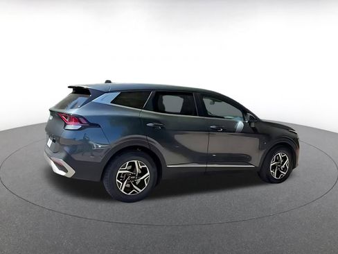 Used 2025 Kia Sportage LX FWD image 15