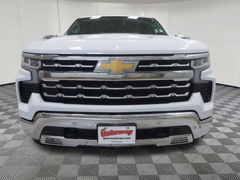 Used 2025 Chevrolet Silverado 1500 LTZ AWD/4WD image 4