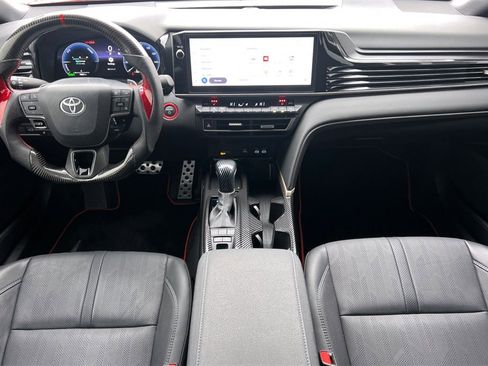 Used 2025 Toyota Camry XSE image 15