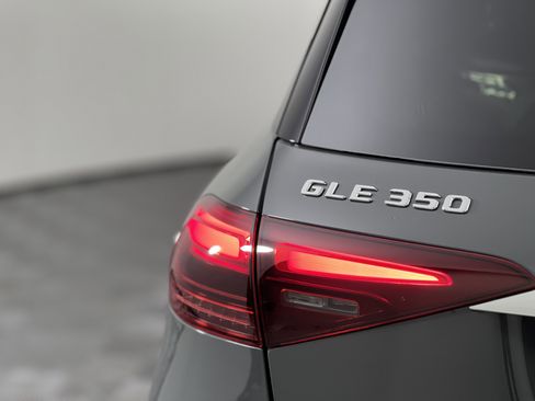 New 2026 Mercedes-Benz GLE 350 4MATIC image 12