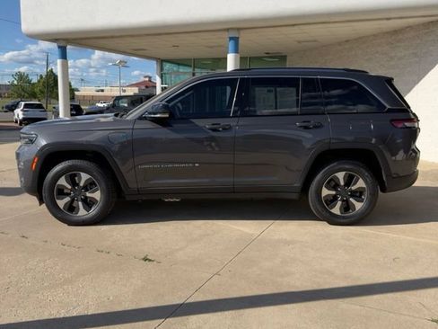 Used 2024 Jeep Grand Cherokee Limited 4xe AWD/4WD image 2