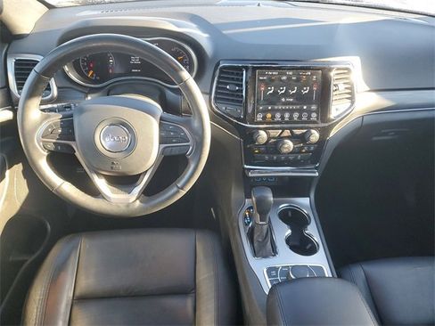 Used 2020 Jeep Grand Cherokee Limited image 13