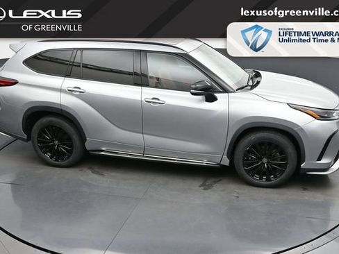 Used 2023 Toyota Highlander XSE FWD image 43