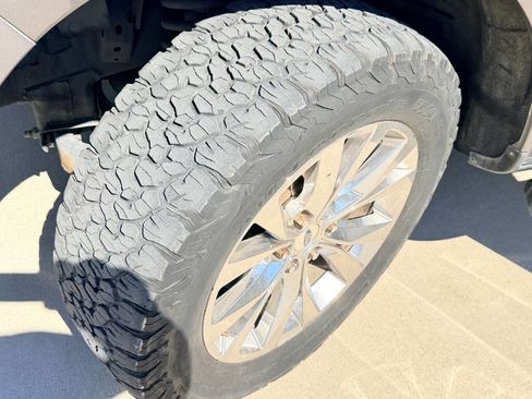 Used 2013 Ford F150 XLT w/ Luxury Equipment Group image 29