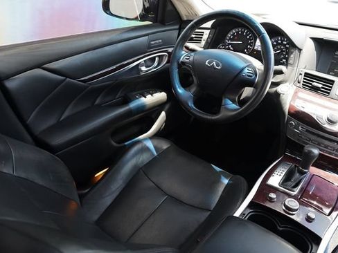 Used 2018 INFINITI Q70 L 3.7 AWD/4WD image 24