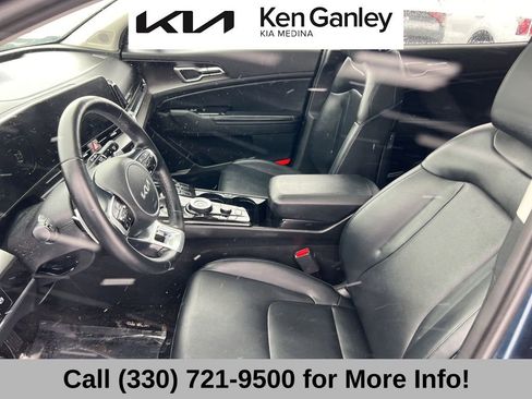 Certified 2023 Kia Sportage EX w/ EX Premium Package image 43