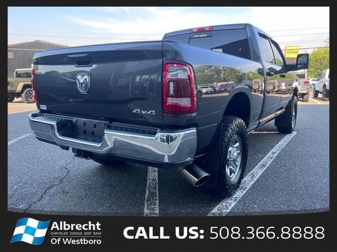 Used 2024 RAM 2500 Tradesman w/ Chrome Appearance Group AWD/4WD image 6