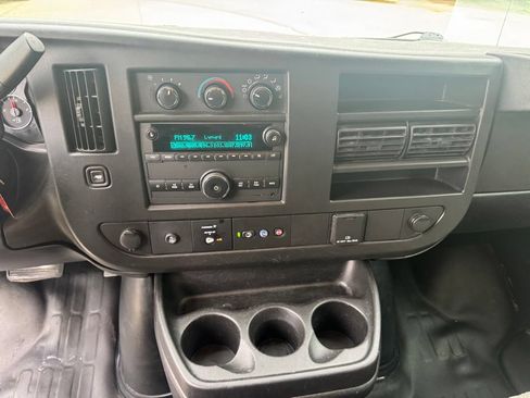 Used 2020 Chevrolet Express 2500 w/ Driver Convenience Package RWD image 28