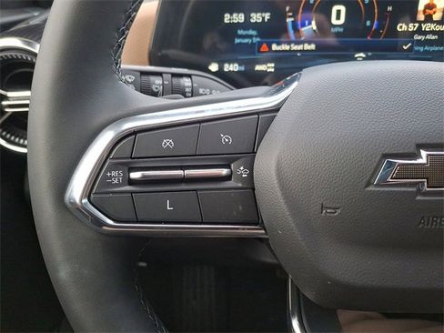 Certified 2025 Chevrolet Equinox ACTIV w/ Convenience Package III image 22