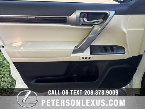 Used 2023 Lexus GX 460 Premium AWD/4WD image 25