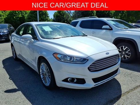 Used 2015 Ford Fusion SE w/ Equipment Group 202A FWD image 1