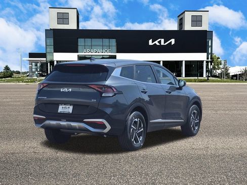 Used 2023 Kia Sportage LX AWD/4WD image 5