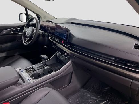 New 2026 Kia Carnival SX Prestige image 32